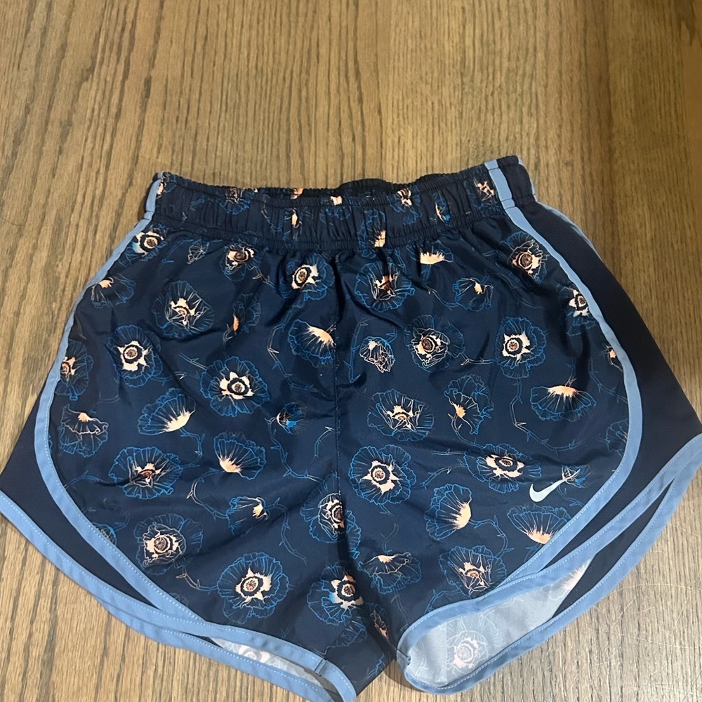 Nike Tempo Running Shorts size XS